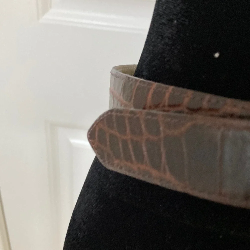 VTG Nava Leather Womens Classic Brown‎ Leather Croc Embossed Belt Size M Gold